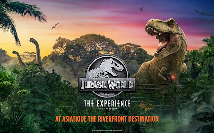 Dinosaurs in lush jungle setting for Jurassic World: The Experience at Asiatique.