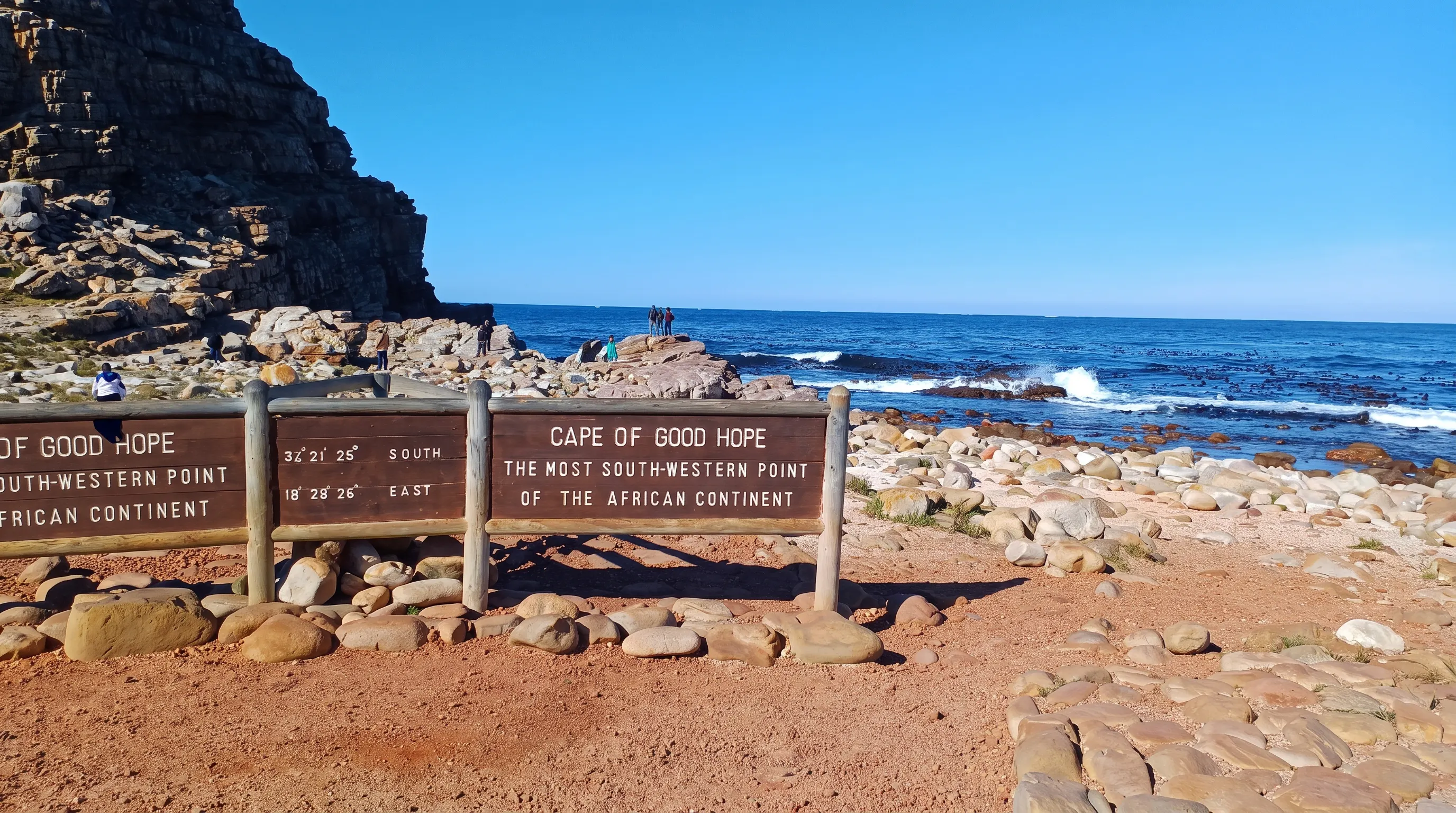 Cape of Good Hope sign with ocean view, Cape Town day tour.