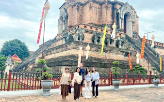 wat chedi luang küçük grup turu ve budist keşişle sohbet-6