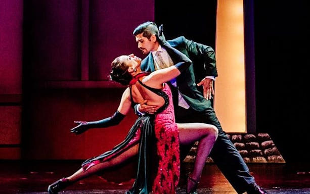 tango porteño only tango & folklore show-5