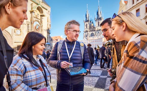 guided walking tour of prague old town & jewish quarter-1