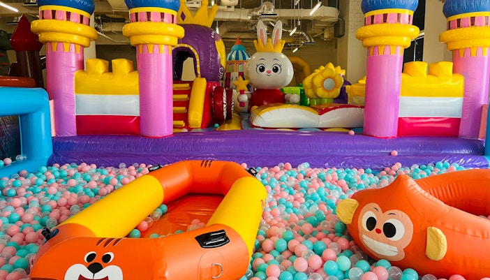 Bouncetopia