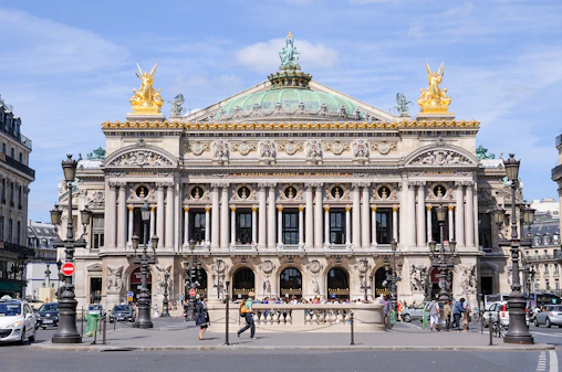 Self-guided tour of Palais Garnier