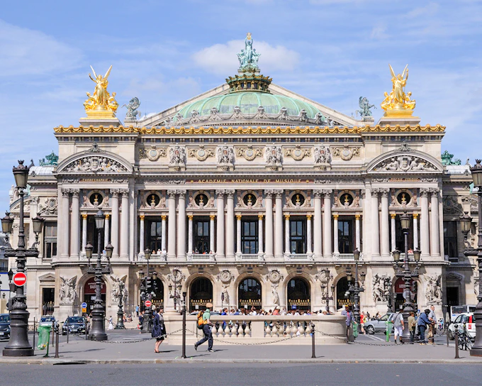 Self-guided tour of Palais Garnier