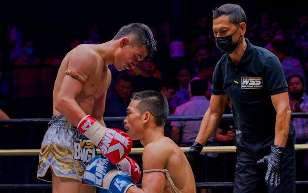 Muay Thai fighters in a match at World Siam Stadium, Bangkok.