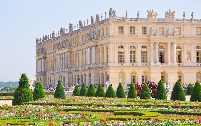 Versailles Palace exterior with gardens, Paris tour.