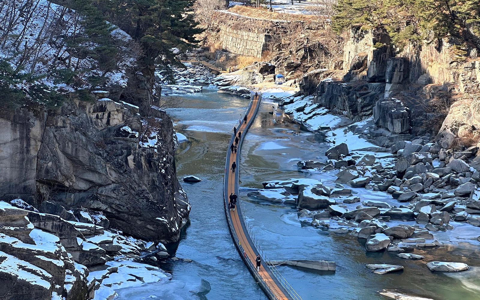 Hantangang Jusangjeolli-gil