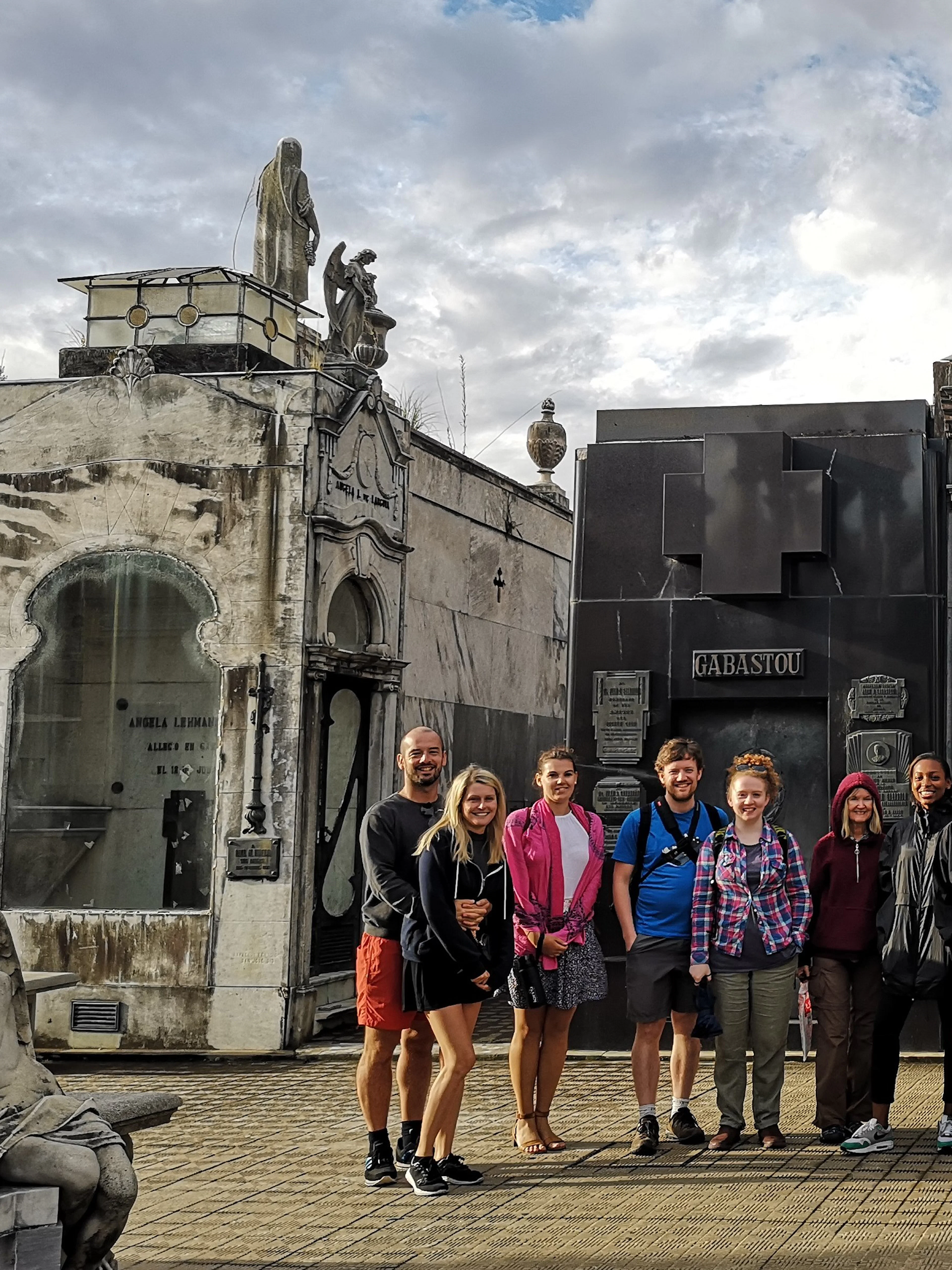 recoleta cemetery tour-1