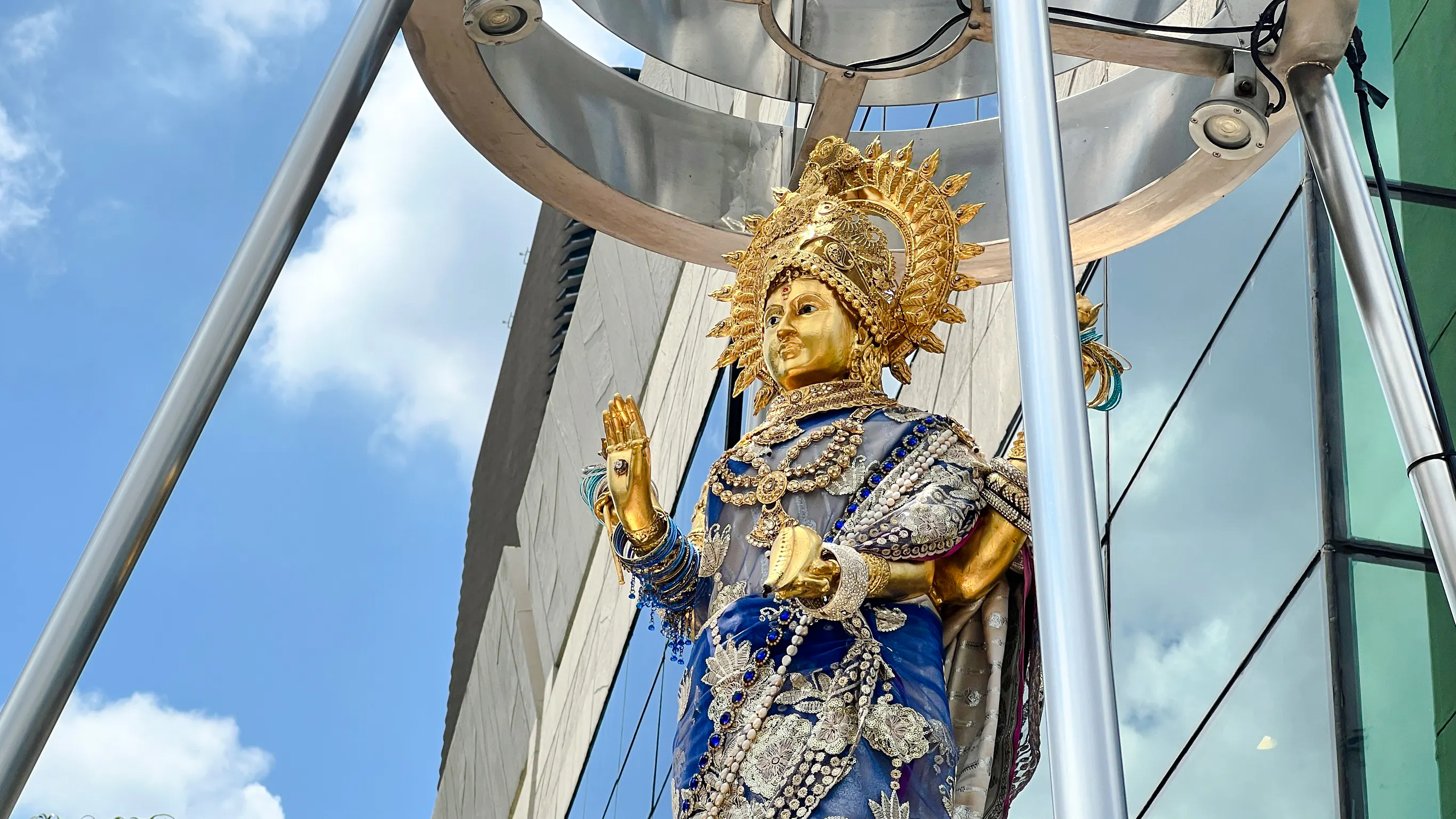 bangkok small-group hindu shrines walking tour-1