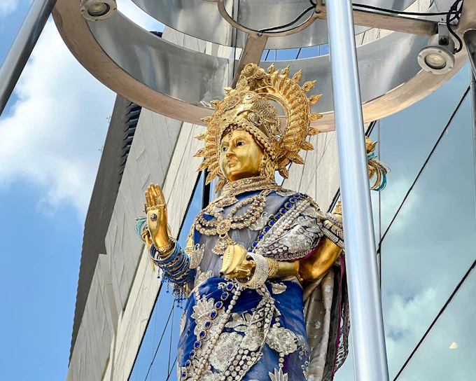 Bangkok Small-Group Hindu Shrines Walking Tour