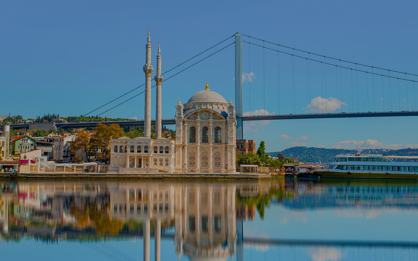 Bosphorus yacht tours