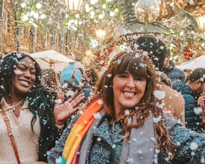 London Christmas Pubs and Festive Lights Walking Tour (Product 54802)