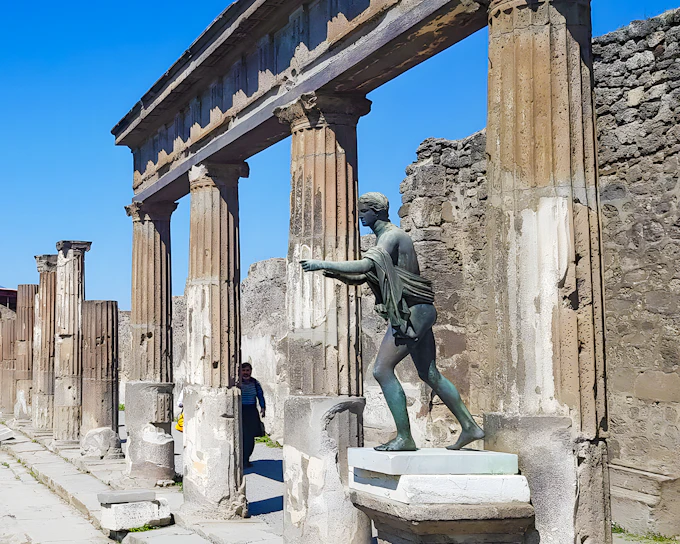 From Rome: Pompeii Day Trip with Guided Tour