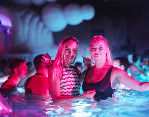 Budapest Baths - Nighttime Bath Parties
