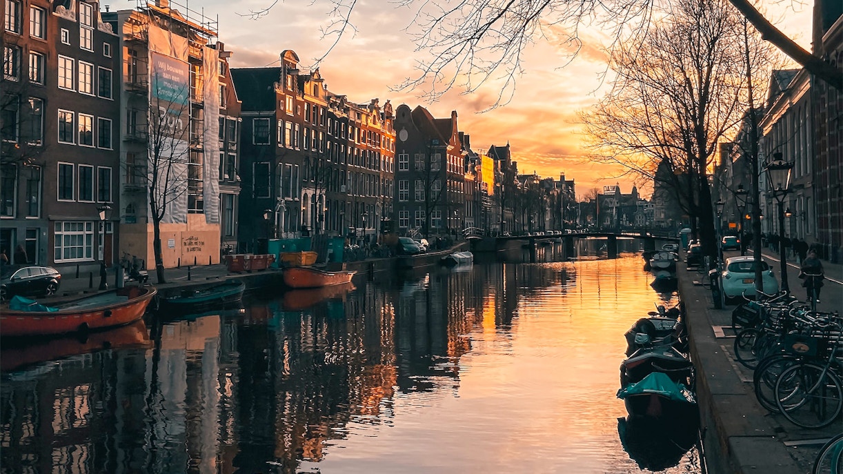 amsterdam hop on hop off boat