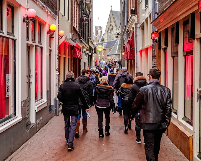 Amsterdam: Red Light District 2-hour Guided Walking Tour