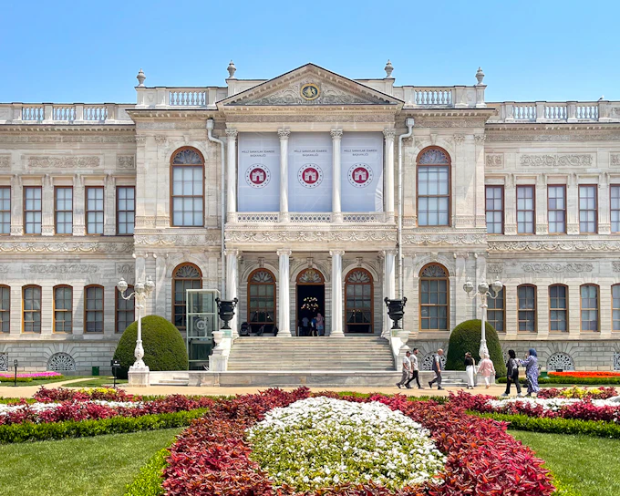 Dolmabahçe Palace & Harem Skip-the-Line Tickets with Audio Guide