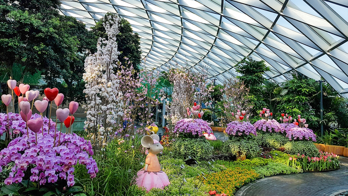 Jewel Changi Topiary Walk