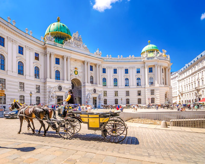 Hofburg Palace Skip-the-Line Guided Tour: Sisi Museum & Imperial Apartments (Product 52342)
