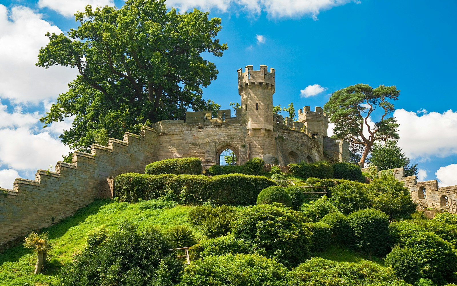 Vista della fortezza del castello di Warwick