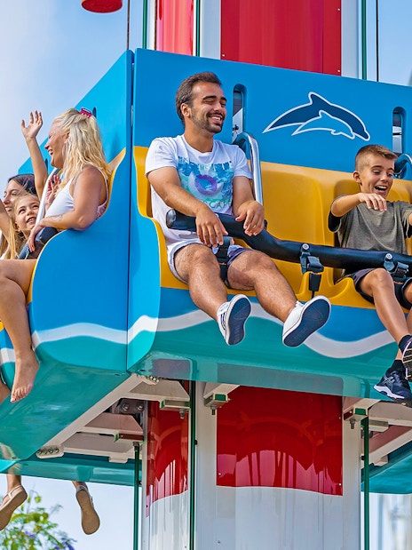 Visitors enjoying a ride at Zoomarine Portugal.
