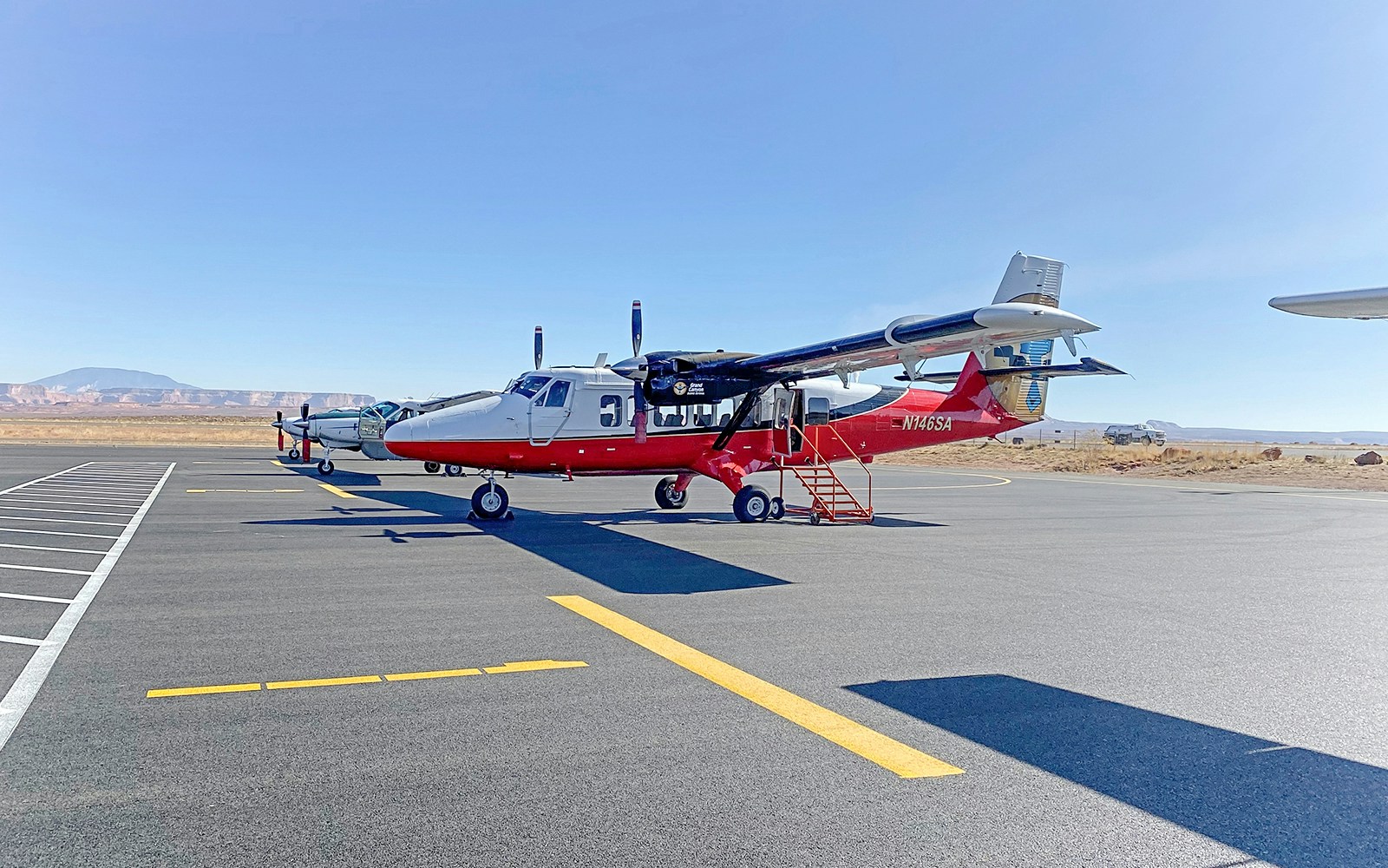 Airplane on tarmac for Antelope Canyon and Horseshoe Bend tour.