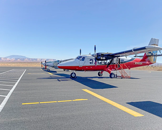 From Las Vegas: Antelope Canyon & Horseshoe Bend Airplane & Ground Tour