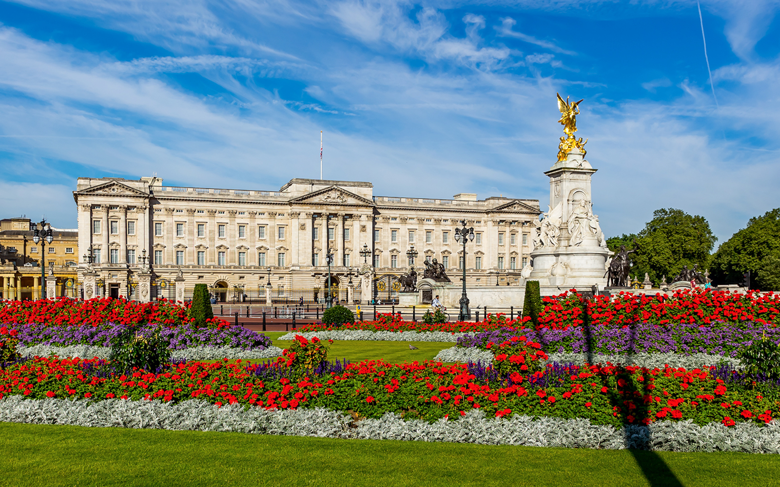 Buckingham Palace Christmas | Events, Things to See & More