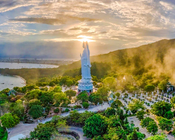 Da Nang City Highlights Bus Tour with Pickup and Drop-off (Product 52403)