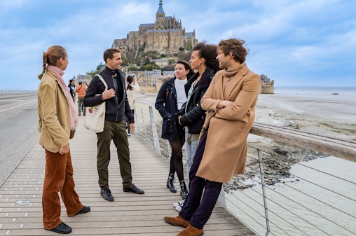 Från Paris: Guidad tur till Mont Saint-Michel på heldagstur med returtransfer