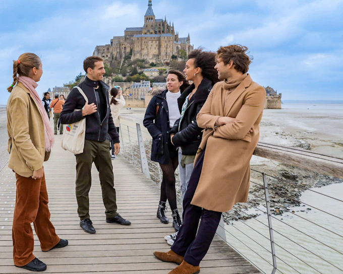From Paris: Full-Day Guided Tour to Mont-Saint-Michel with Transfers and Abbey Entry