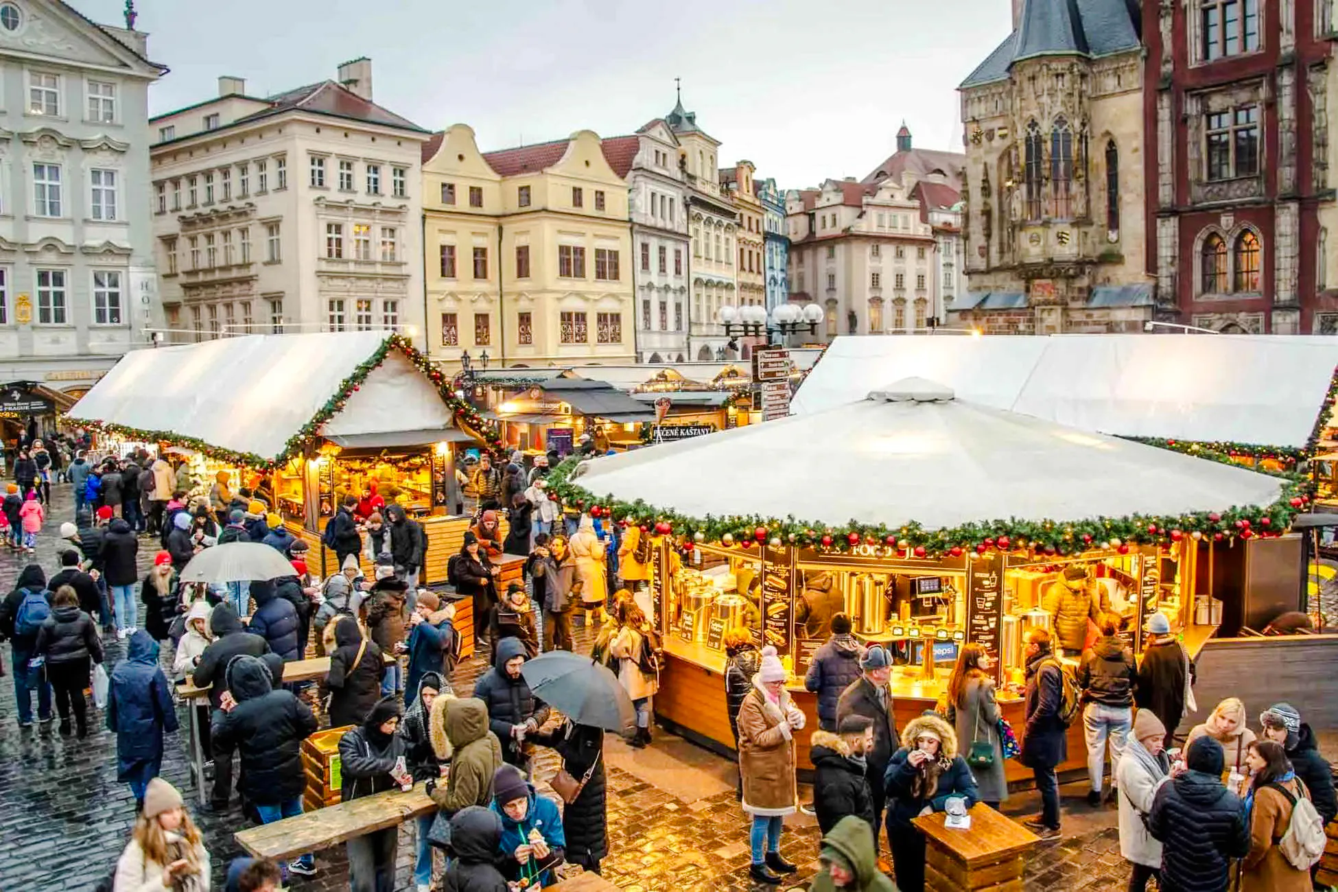 prague christmas market tour-1