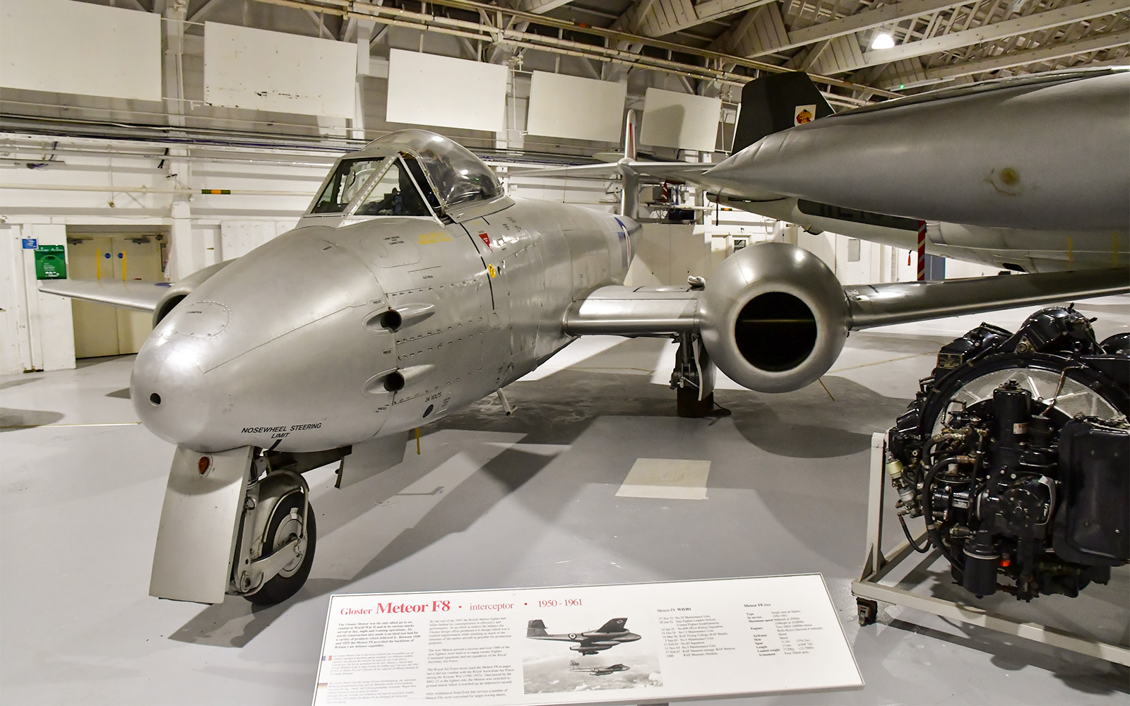 museus em londres Museu da Força Aérea Real de Londres