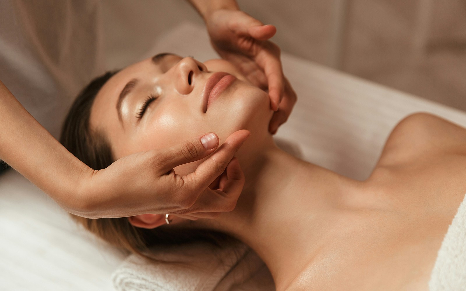 Facial massage at a spa in Zakopane.