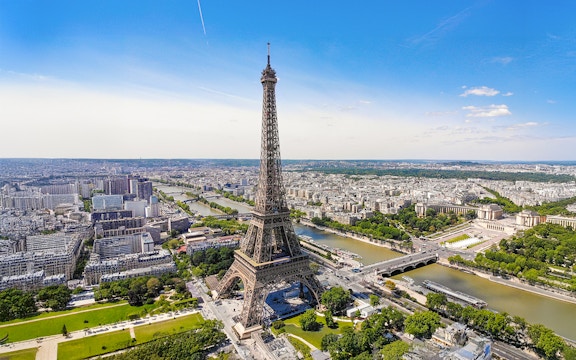 eiffel tower and seine river cruise