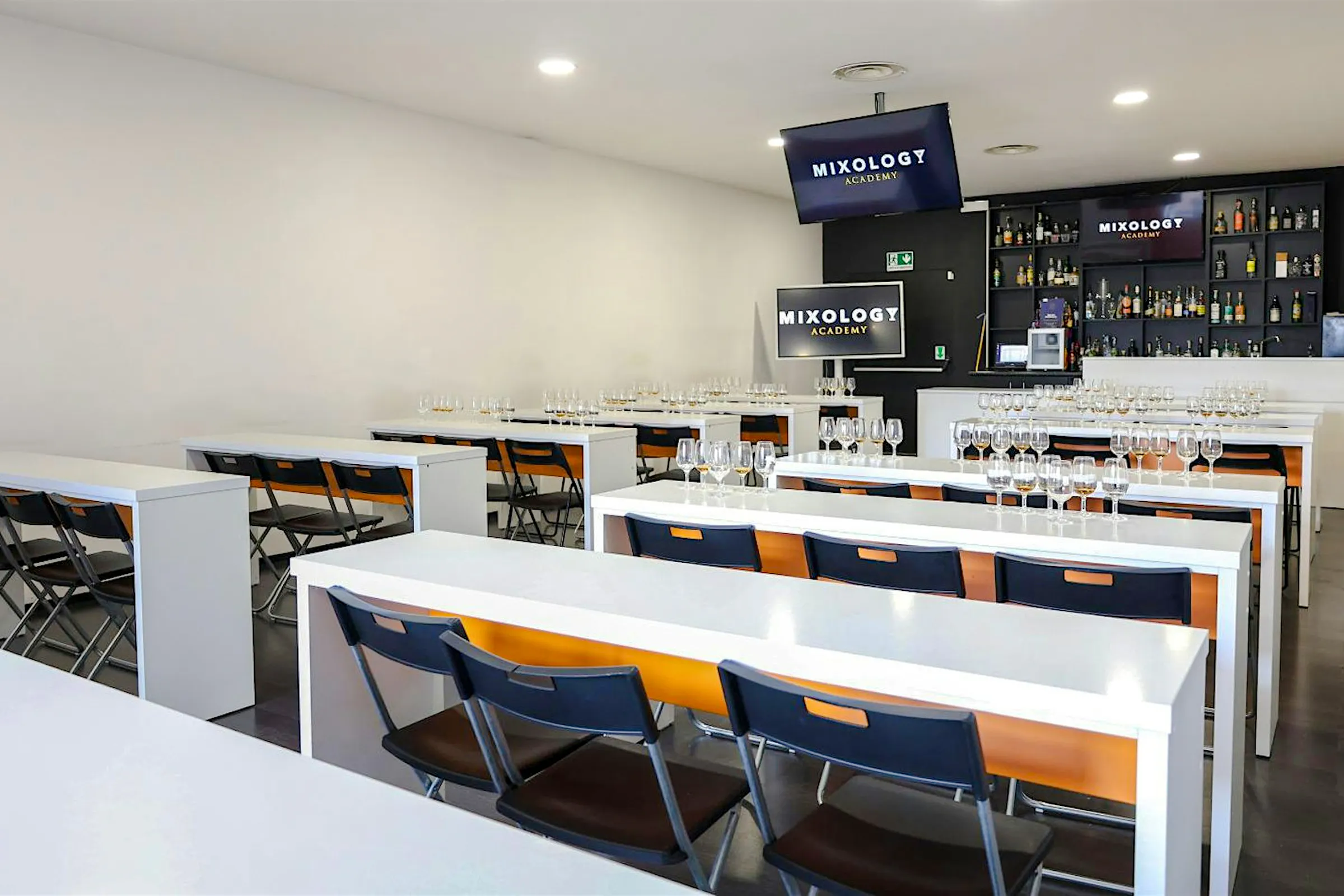 Rome 5-Spirit Tasting Masterclass at MIXOLOGY Academy with Food Pairings Image 4