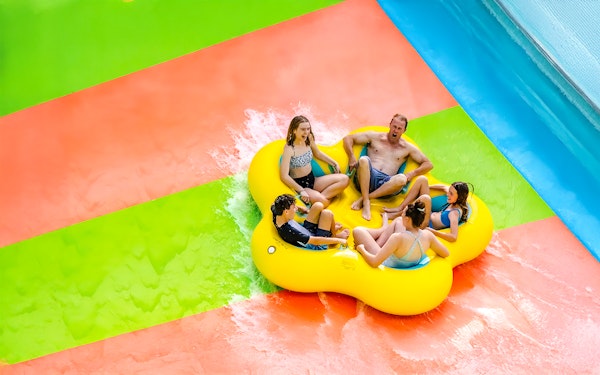 Aquatica Orlando 4-Park, 14-Day Unlimited Visits + Free Parking
