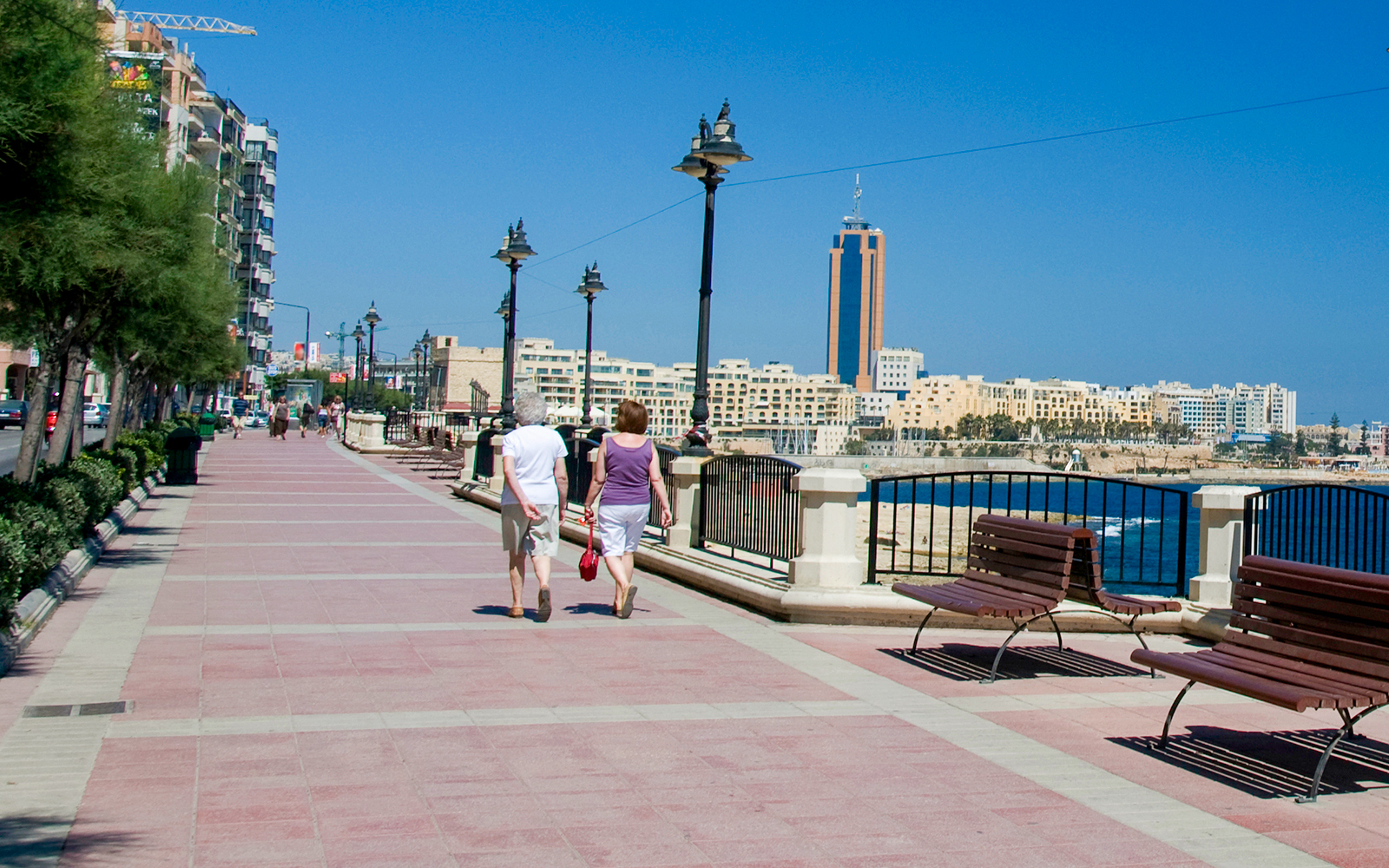Qawra Promenade - Malta sealine