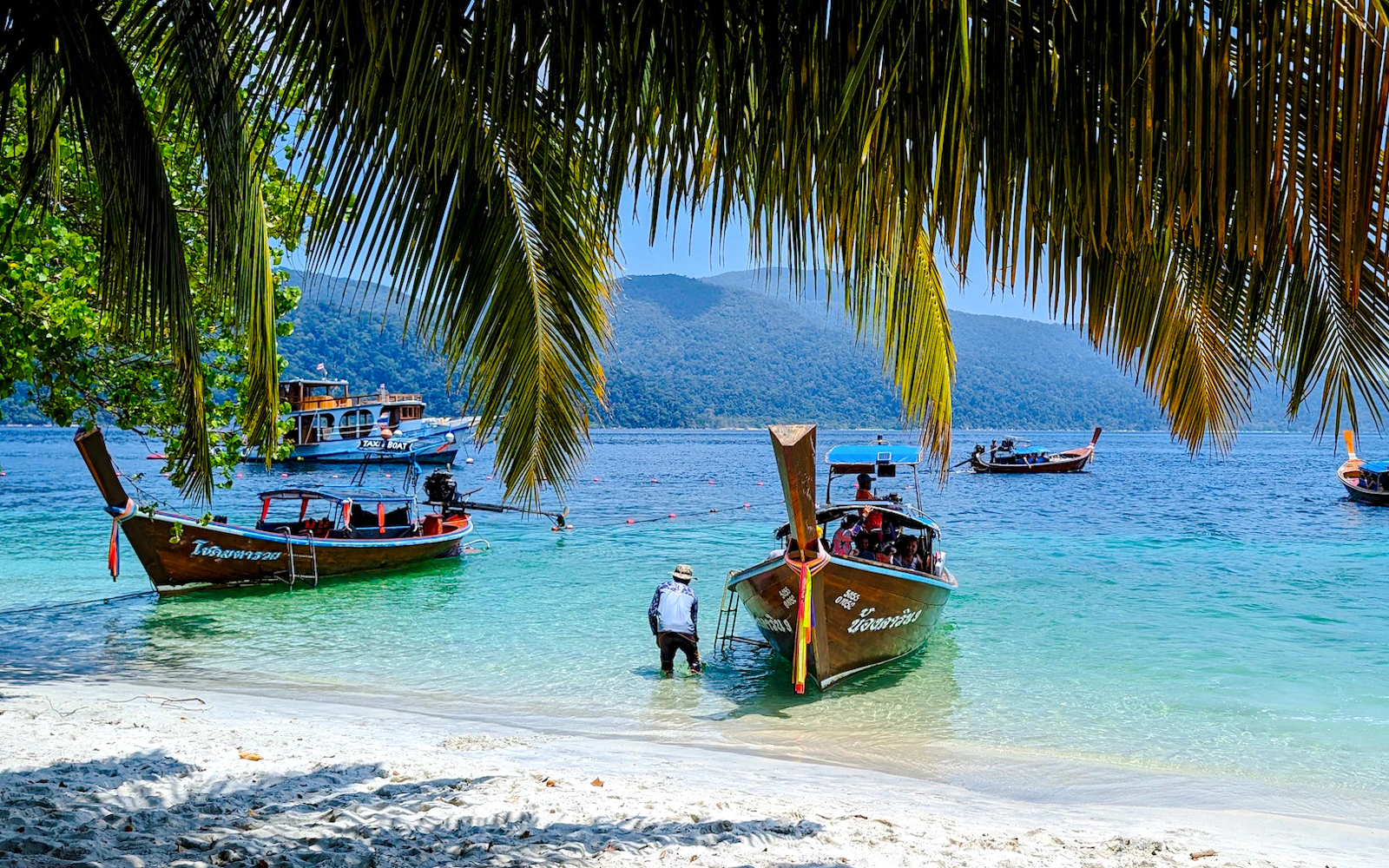 Koh Lipe Private Longtail Boat Island-Hopping and Snorkeling Tour Image 12