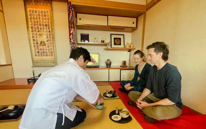 Osaka Ramen and Sushi Cooking Class with Tea Ceremony