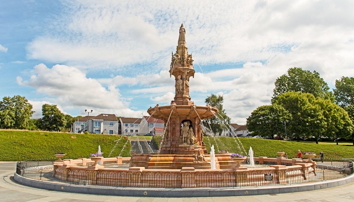 Glasgow Green and The Doulton Fountain