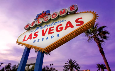 #Welcome to Fabulous Las Vegas sign on a sunny day, part of the 1/2/3-Day Las Vegas Hop-On Hop-Off Bus Tour.