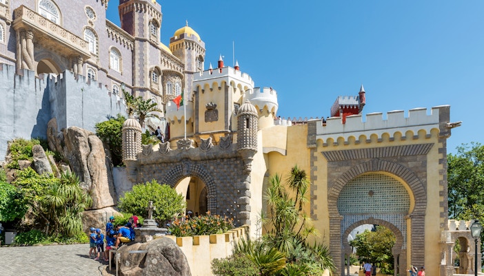 Pena palace gates