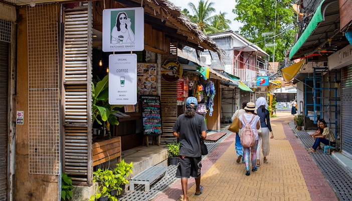 Koh Phi Phi Don Thailand, souvenir shops