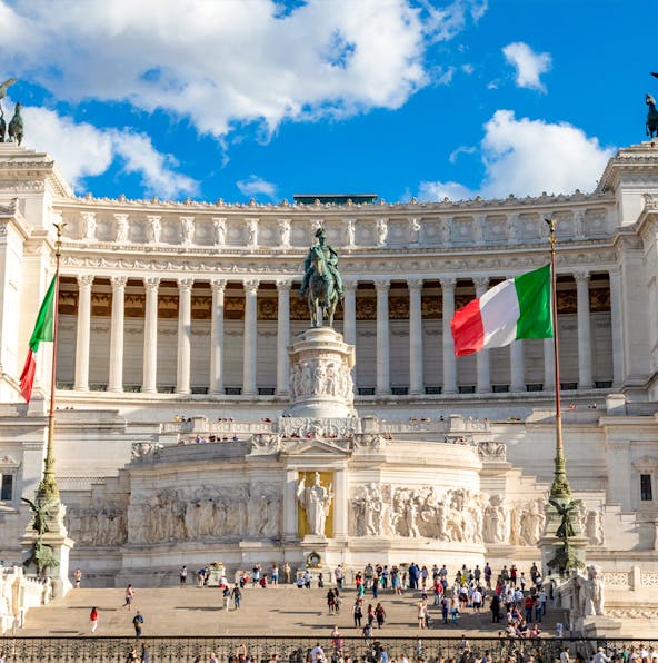 Explore Rome’s national pride with this guide to Altare della Patria