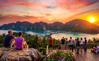 tour di snorkeling in barca a coda lunga per gruppi piccoli alle isole phi phi con partenza da koh phi phi, senza la tassa d'ingresso al parco nazionale-2