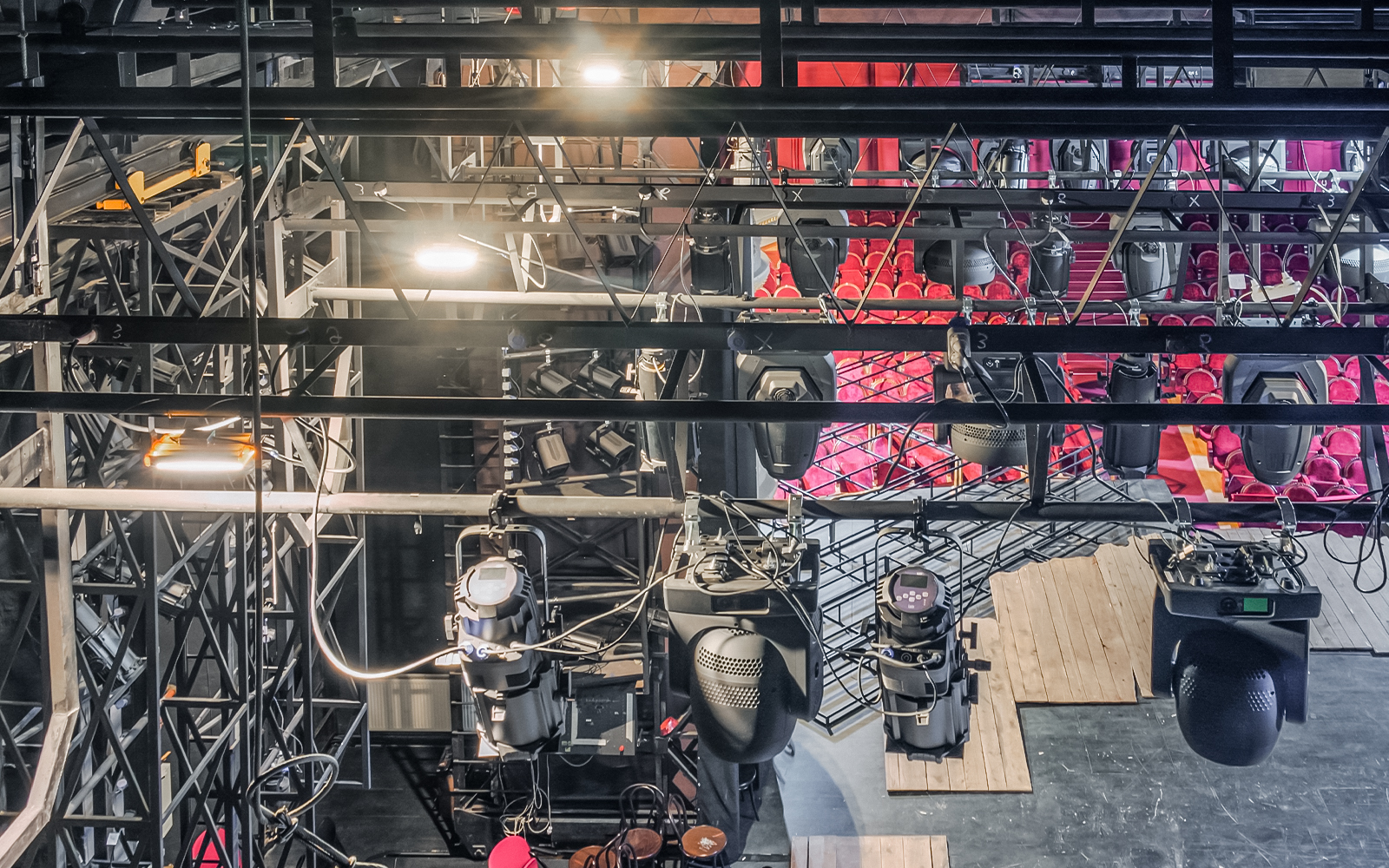 behind the scenes at semperoper