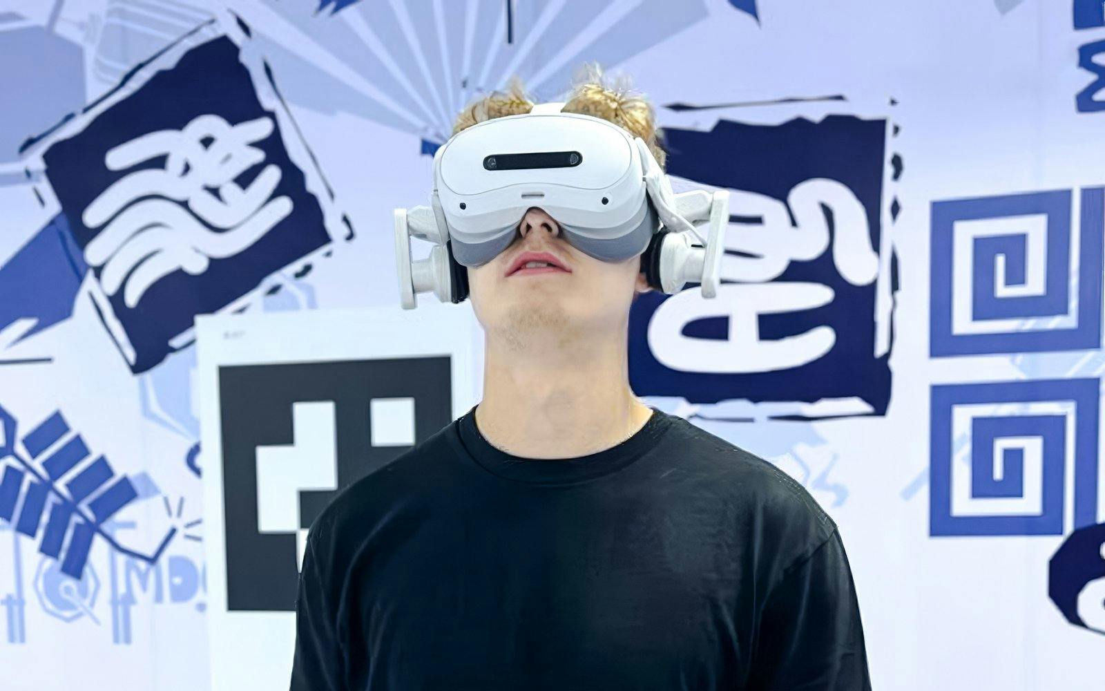 Tourist experiencing Dino Rescue Squad VR walkthrough.