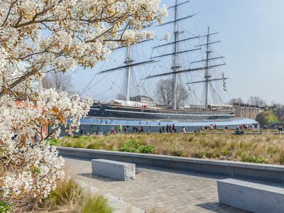 Cutty Sark Gardens Near Cutty Sark