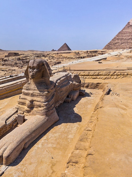 Great Sphinx and Pyramid of Khafre in Giza, Egypt, viewed during a guided day tour from Hurghada.